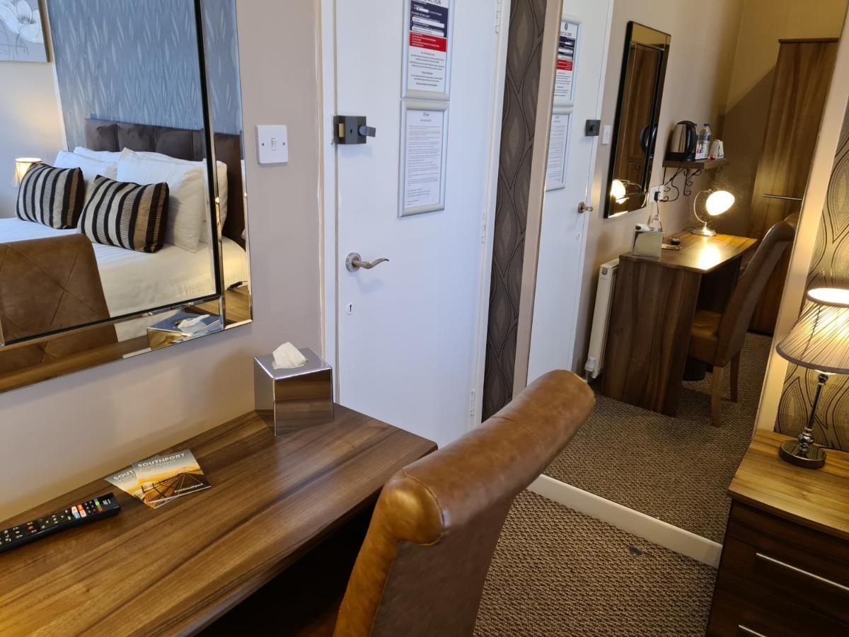 Hotel The Penkelie Southport Zewnętrze zdjęcie